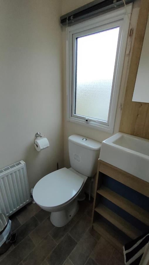 3 Bedroom Stylish Caravan - Vans With Business Sign Not Allowed Port Seton 外观 照片