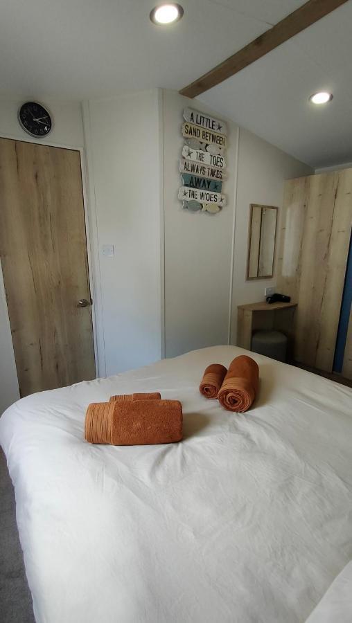 3 Bedroom Stylish Caravan - Vans With Business Sign Not Allowed Port Seton 外观 照片